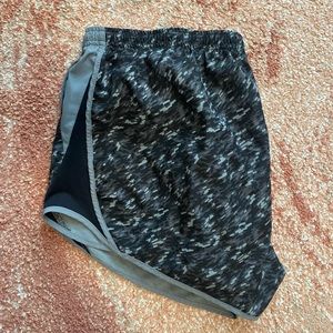 〰Nike- Dri-Fit Shorts〰